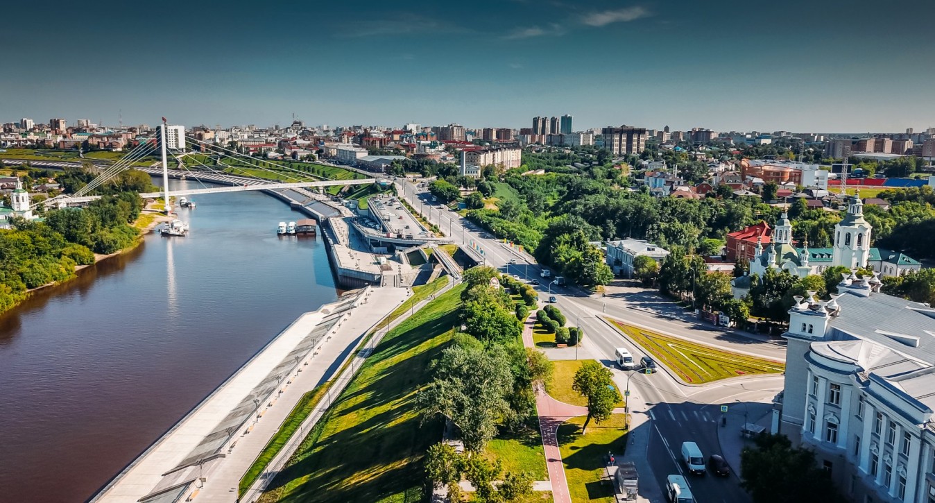 После вступления в брак многие пары задумываются о покупке собственного жилья. Особенно актуальным квартирный вопрос становится после рождения ребенка.