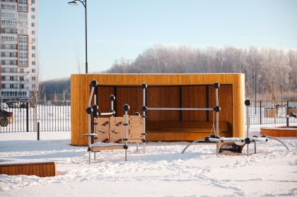 Выполнены работы: каменная кладка 1 и 2 секции парапета, монтаж кровли, монтаж парапетных крышек, монтаж ПВХ конструкций (окон и балконных дверей), декоративная штукатурка и окраска фасада 1 и 2 секции. монтаж воздуховодов вентиляции 1 и 2 секции, монтаж Выполнены работы: каменная кладка 1 и 2 секции парапета, монтаж кровли, монтаж парапетных крышек, монтаж ПВХ конструкций (окон и балконных дверей), декоративная штукатурка и окраска фасада 1 и 2 секции. монтаж воздуховодов вентиляции 1 и 2 секции, монтаж